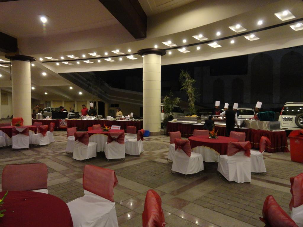 Gulmor Hotel Лудяна Екстериор снимка
